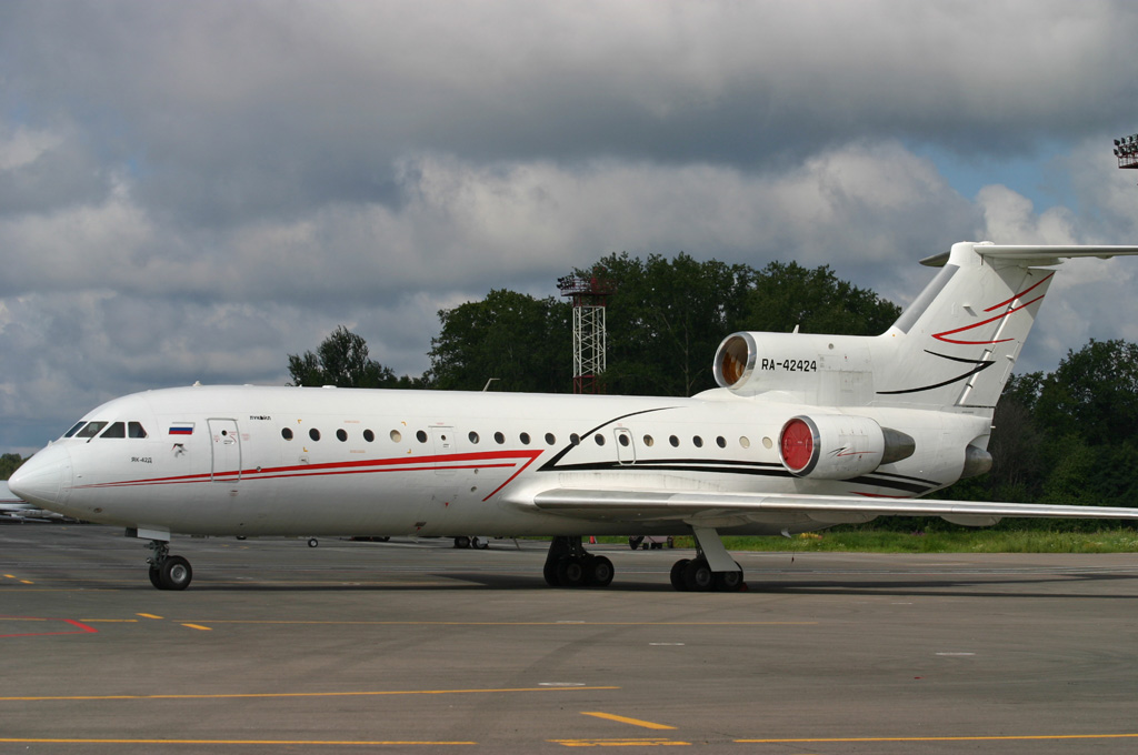 RA-42424 · Yakovlev Yak-42D · (SVO / UUEE)