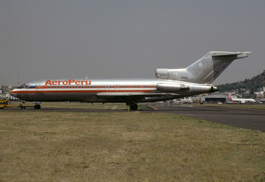 N1986 (cn 18442) Boeing 727-23