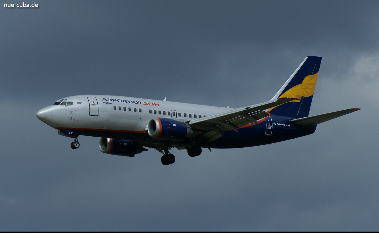 VP-BLF, (cn 25232), Boeing 737-528