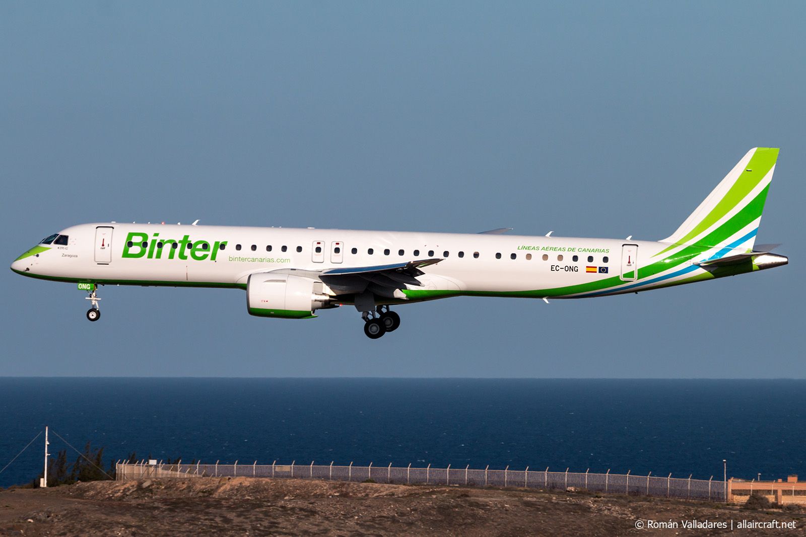 EC-ONG (19020175) Embraer E195-E2