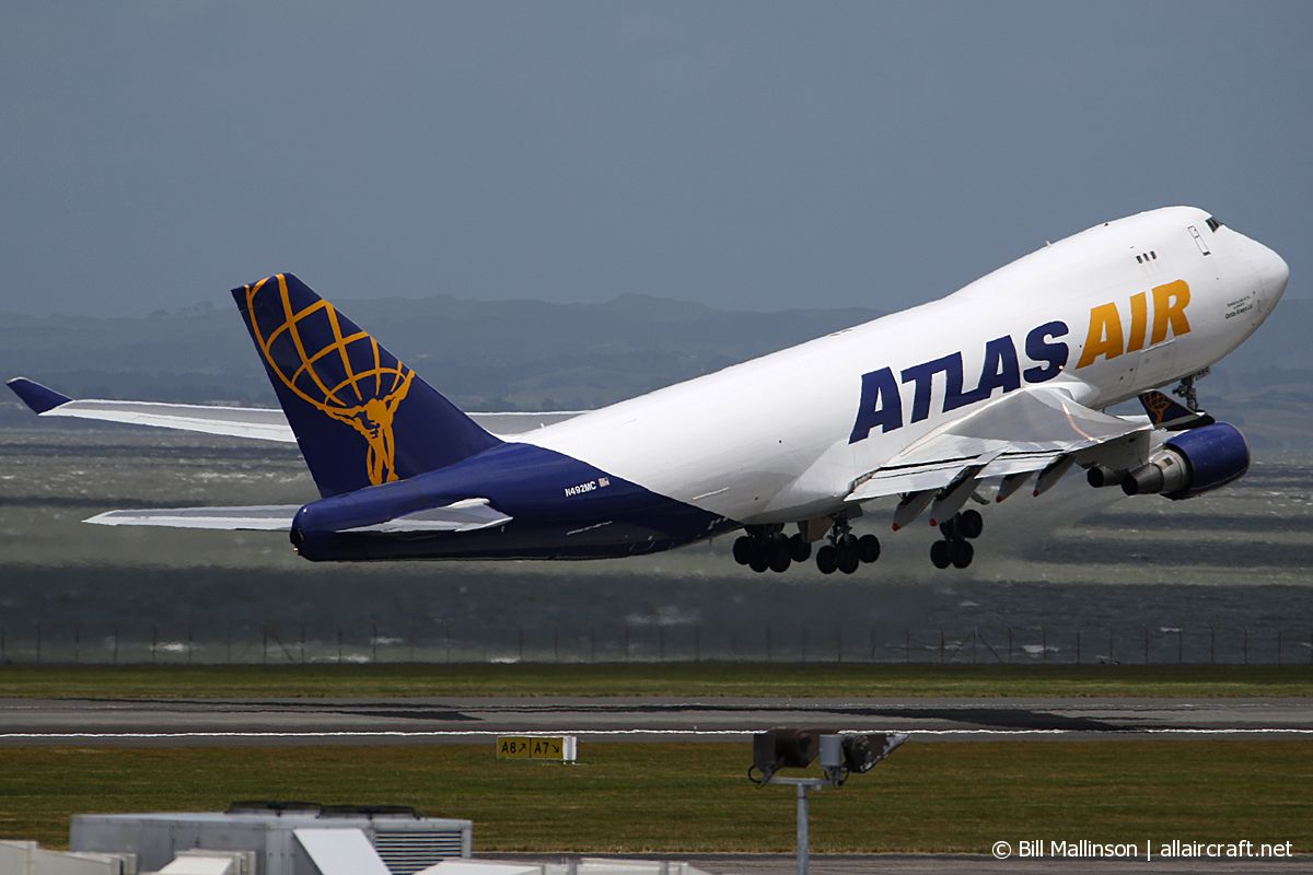 N492MC (29253) 1998 Boeing 747-47UF