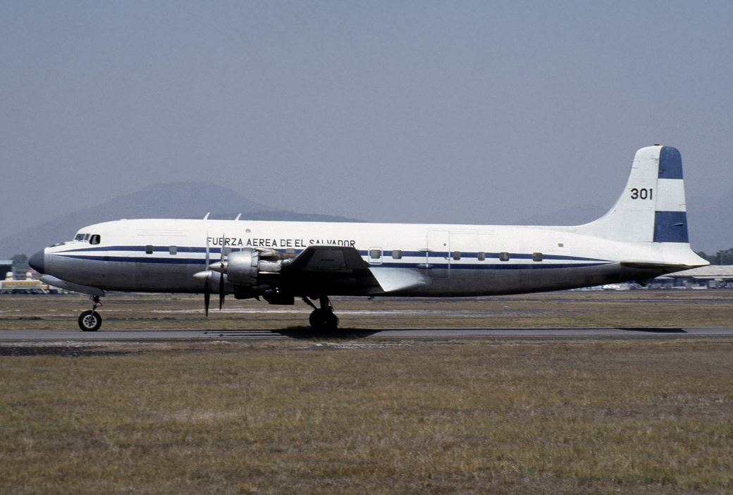 301 (45078) 1956 Douglas DC-6B