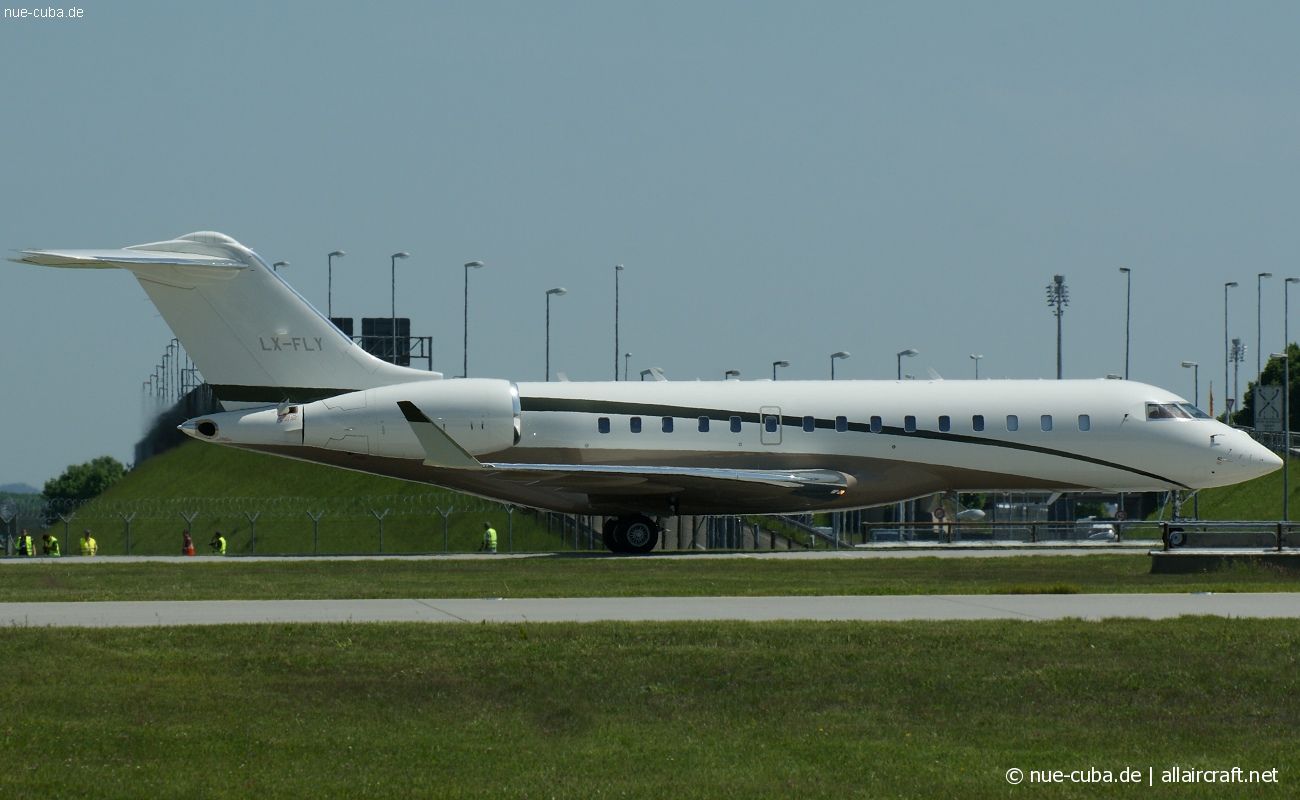 LX-FLY (9252) 2008 Bombardier BD-700-1A10 Global Express