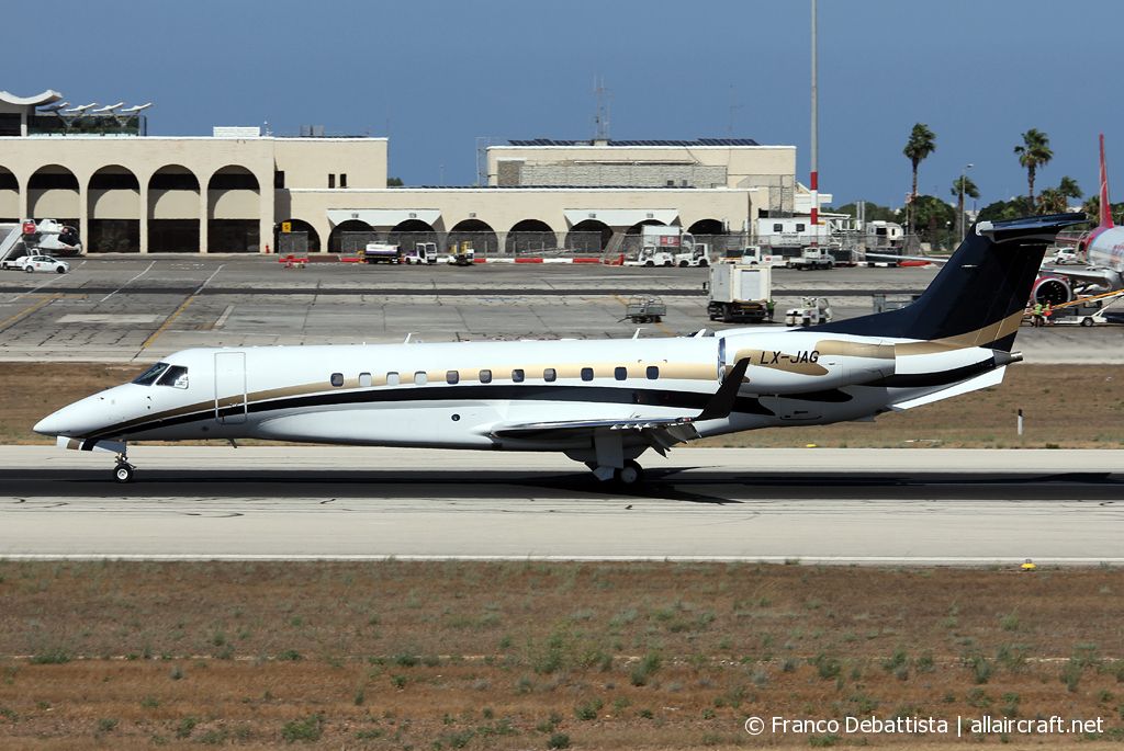 LX-JAG (14501002) Embraer ERJ-135BJ Legacy 600