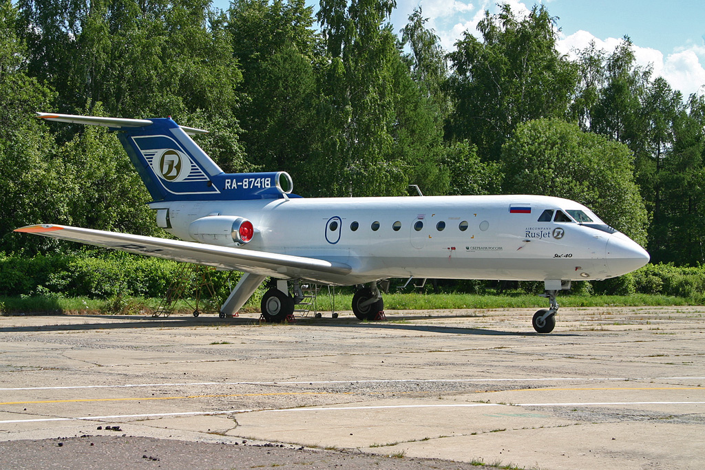 RA-87418 (9421034) 1974 Yakovlev Yak-40