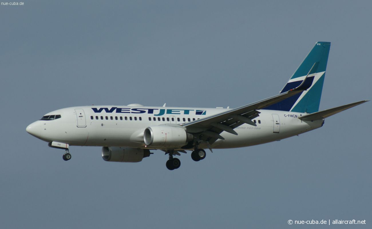C-FWCN · Boeing 737-7CT(WL) · (YYC / CYYC)