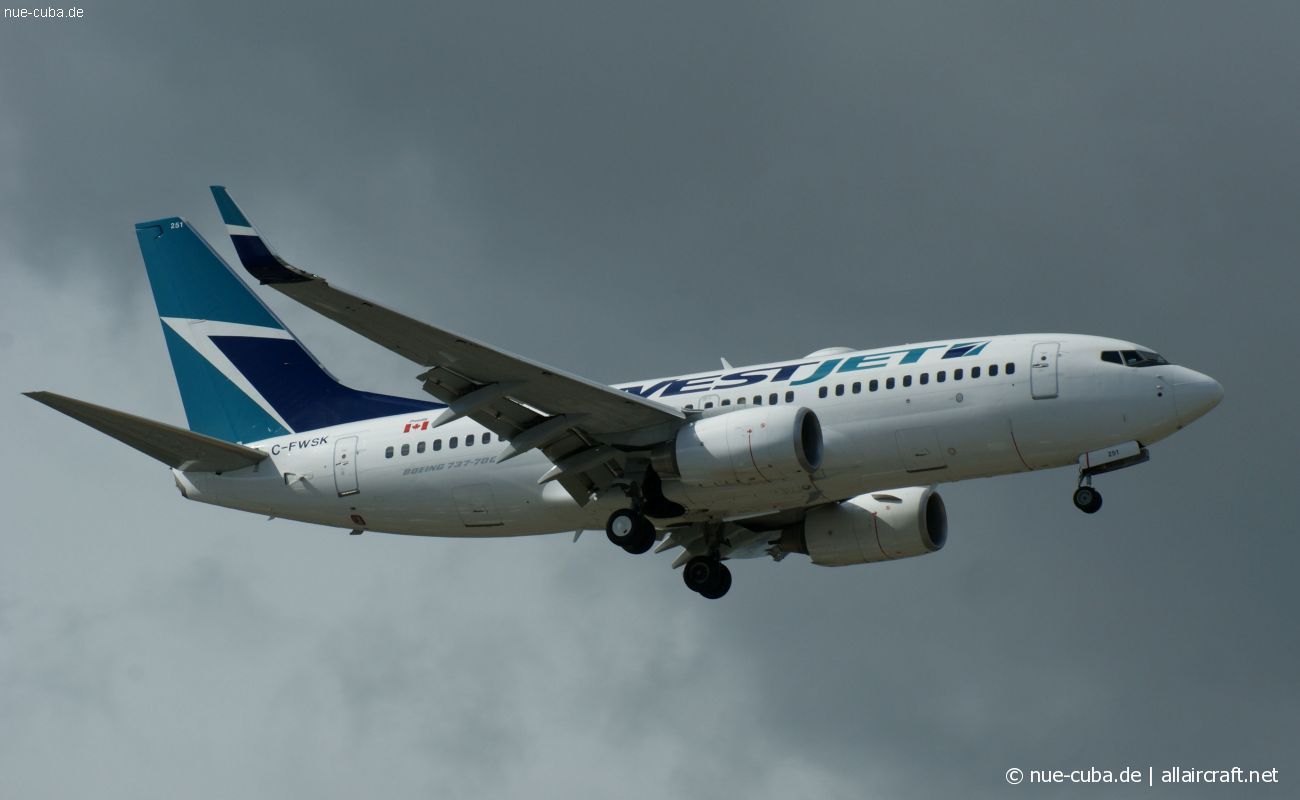 C-FWSK · Boeing 737-7CT(WL) · (YYZ / CYYZ)