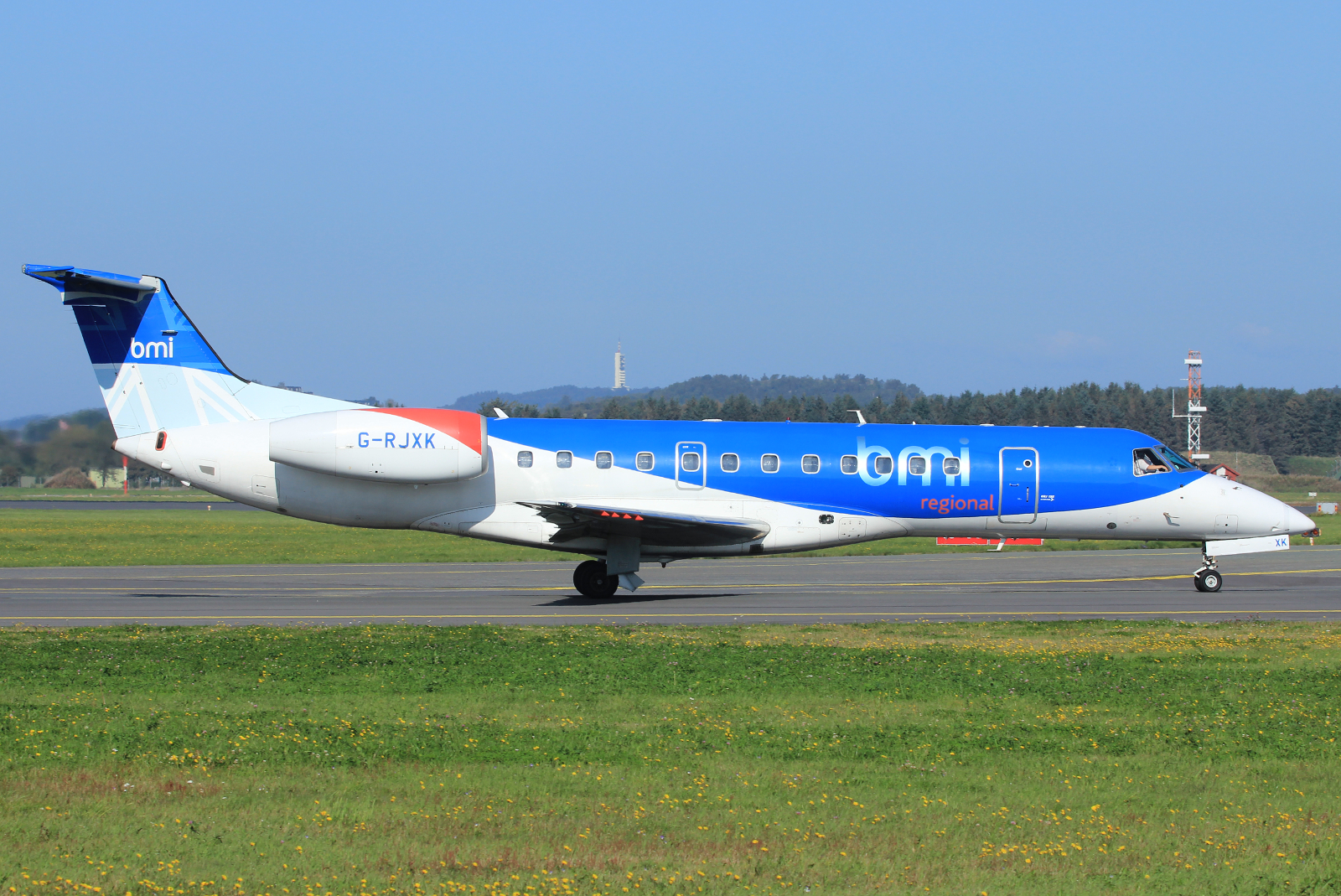 G-RJXK (cn 145494) Embraer ERJ-135ER