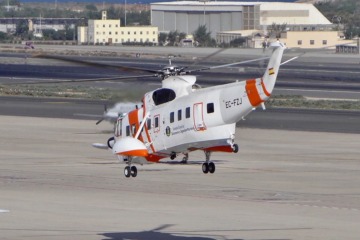 EC-FZJ (61758) 1976 Sikorsky S-61N