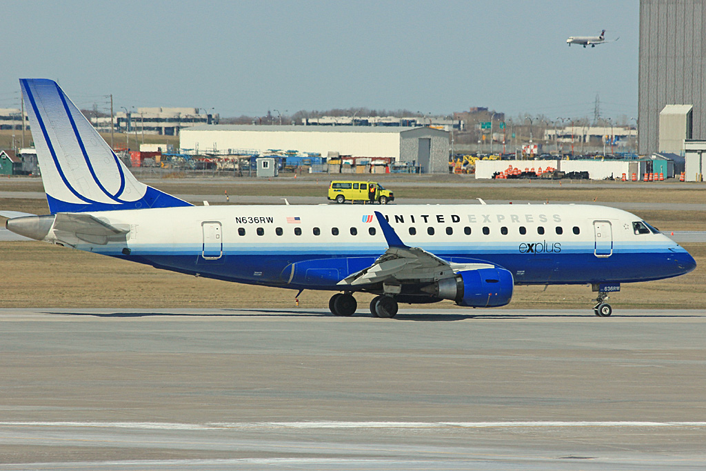 N636RW (17000052) Embraer 170-100SE