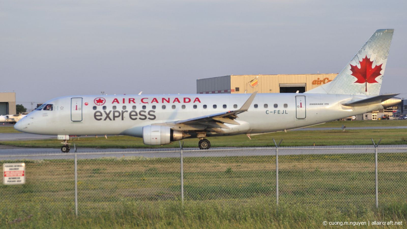 C-FEJL (17000095) Embraer 170-200STD