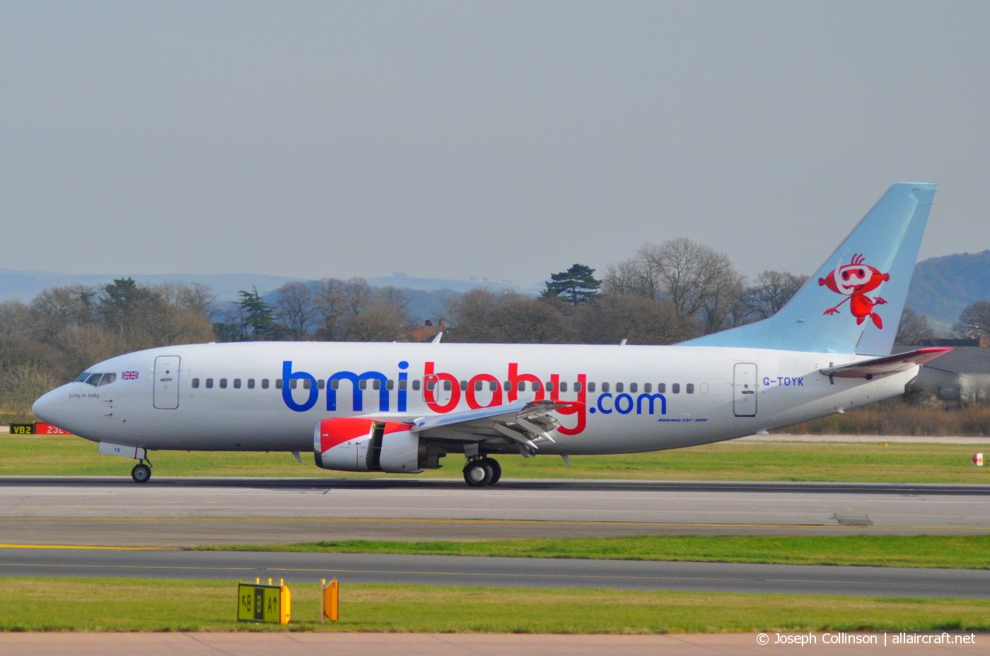 G-TOYK (28870) 1997 Boeing 737-33R