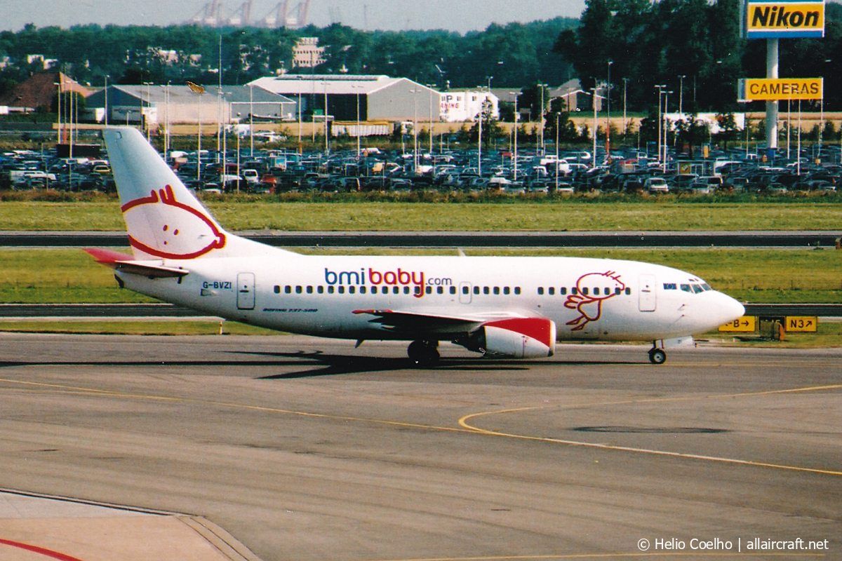G-BVZI (25167) 1991 Boeing 737-5Q8