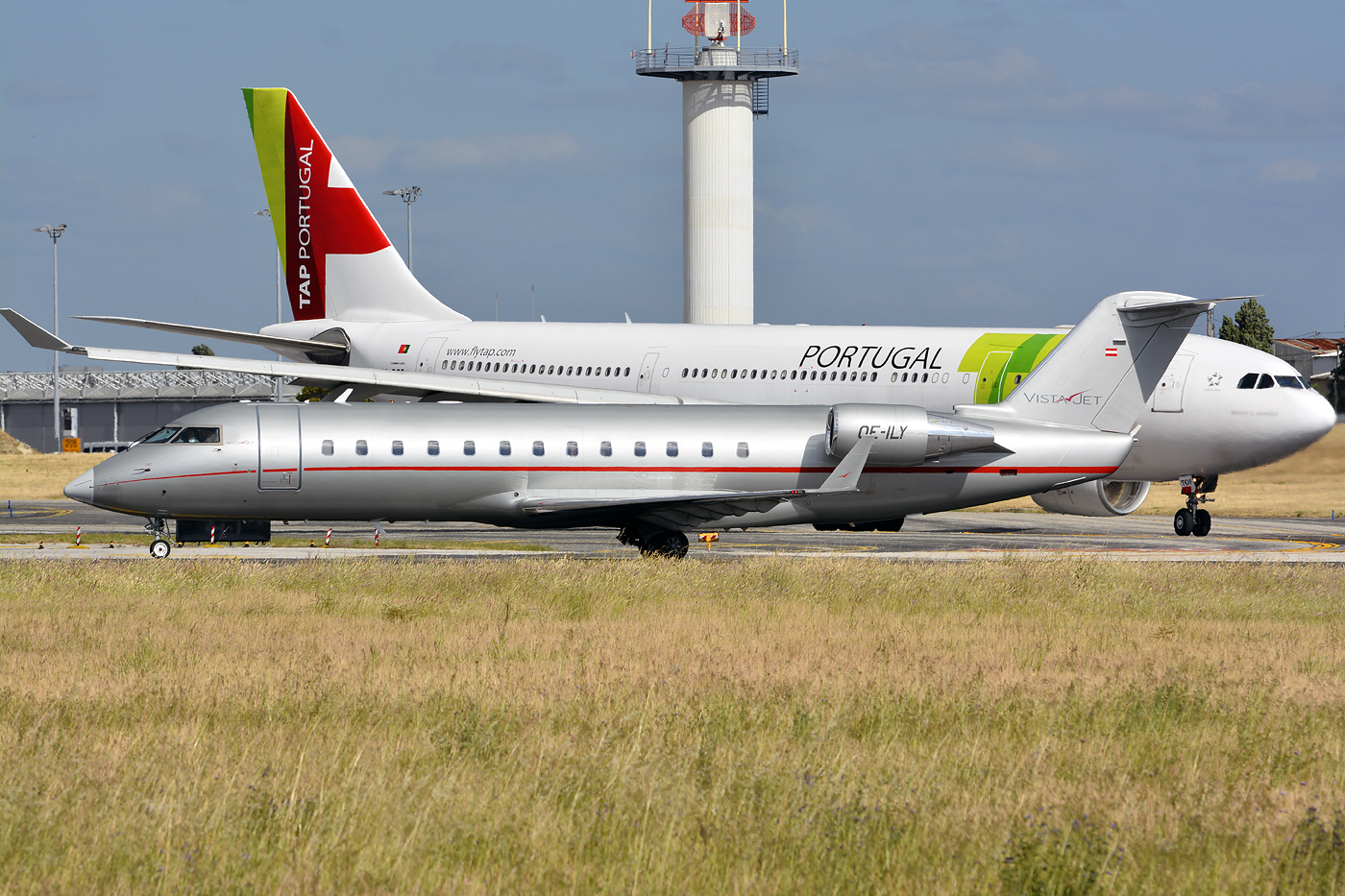 OE-ILY (8076) 2007 Bombardier Challenger 850