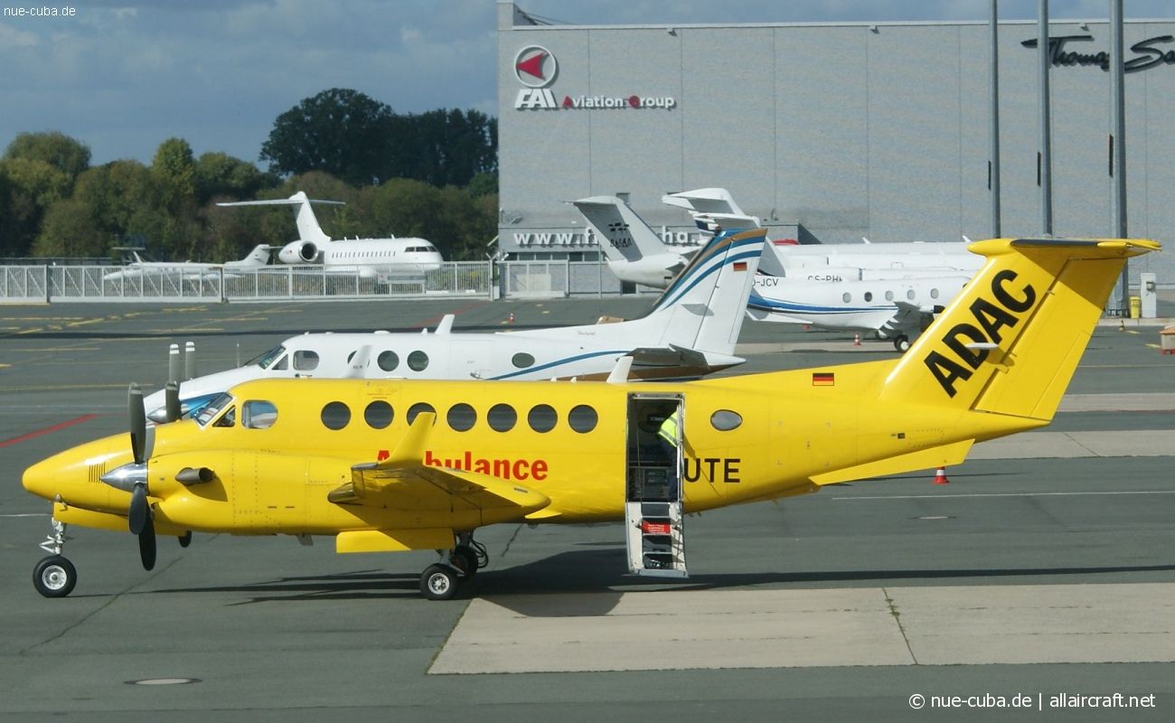 D-CUTE (FL-504) 2006 Beechcraft B300 King Air 350