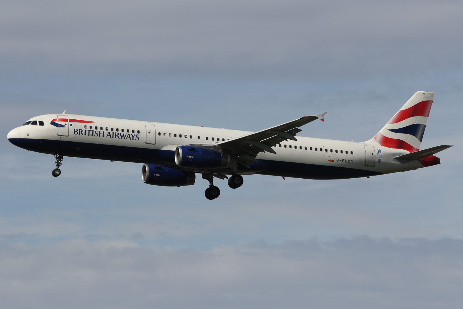 G-EUXG (cn 2351) Airbus A321-231