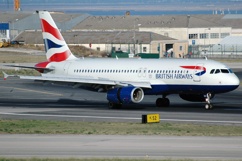G-EUUA (1661) 2001 Airbus A320-232