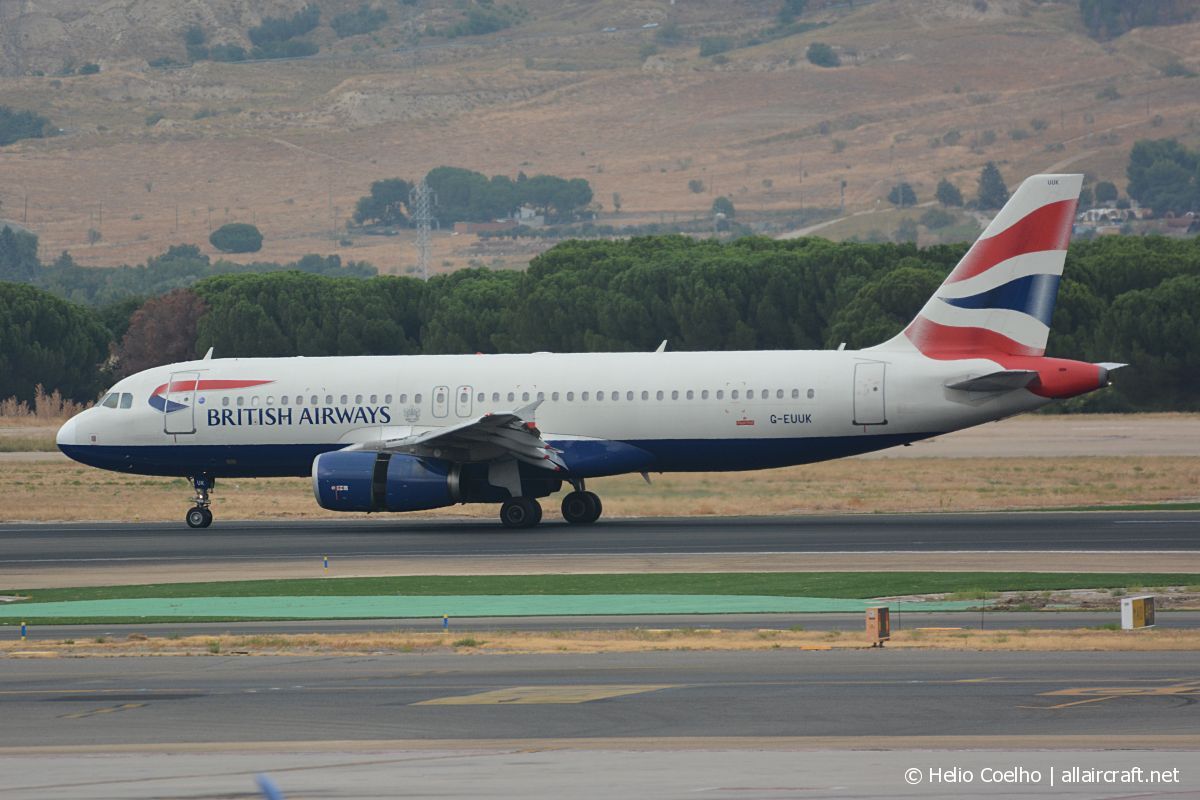 G-EUUK (1899) 2002 Airbus A320-232