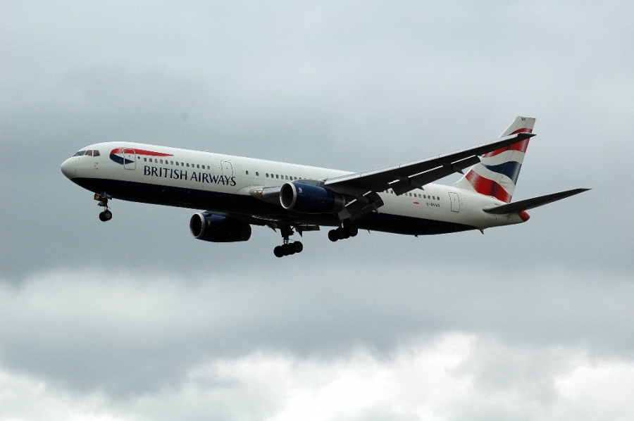 G-BNWR (25732) 1992 Boeing 767-336ER