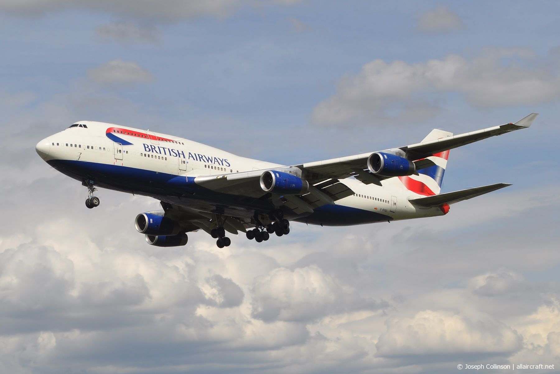 G-BYGC (25823) 1999 Boeing 747-436