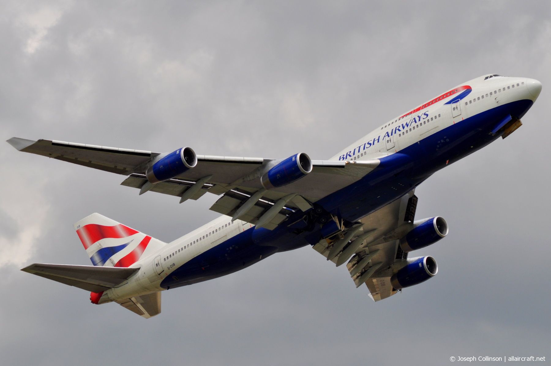 G-CIVB (cn 25811) Boeing 747-436