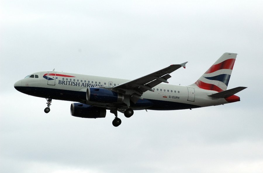 G-EUPH (1225) 2000 Airbus A319-131