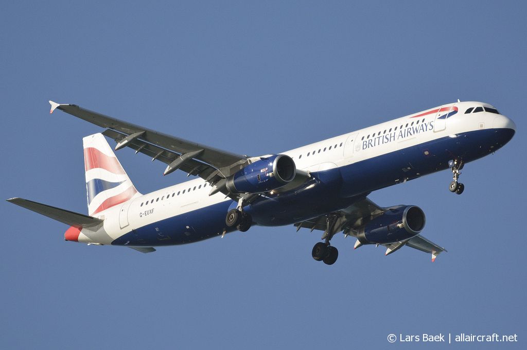 G-EUXF (2324) 2004 Airbus A321-231