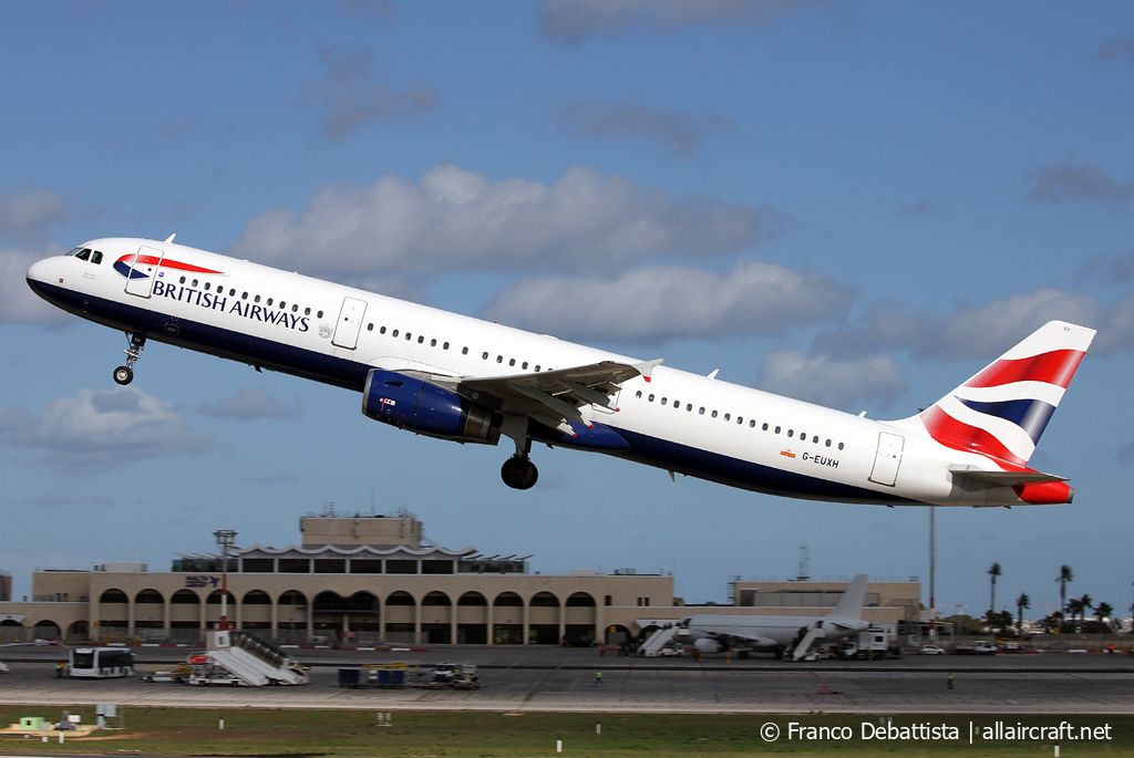 G-EUXH (2363) 2004 Airbus A321-231