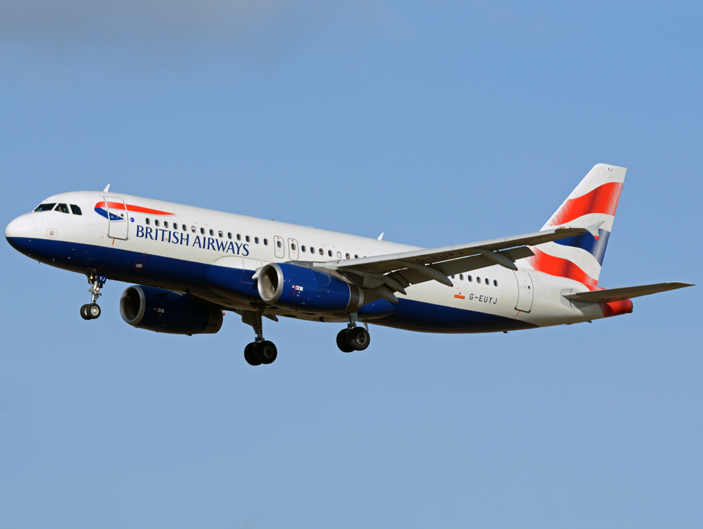 G-EUYJ, (cn 4464), Airbus A320-232