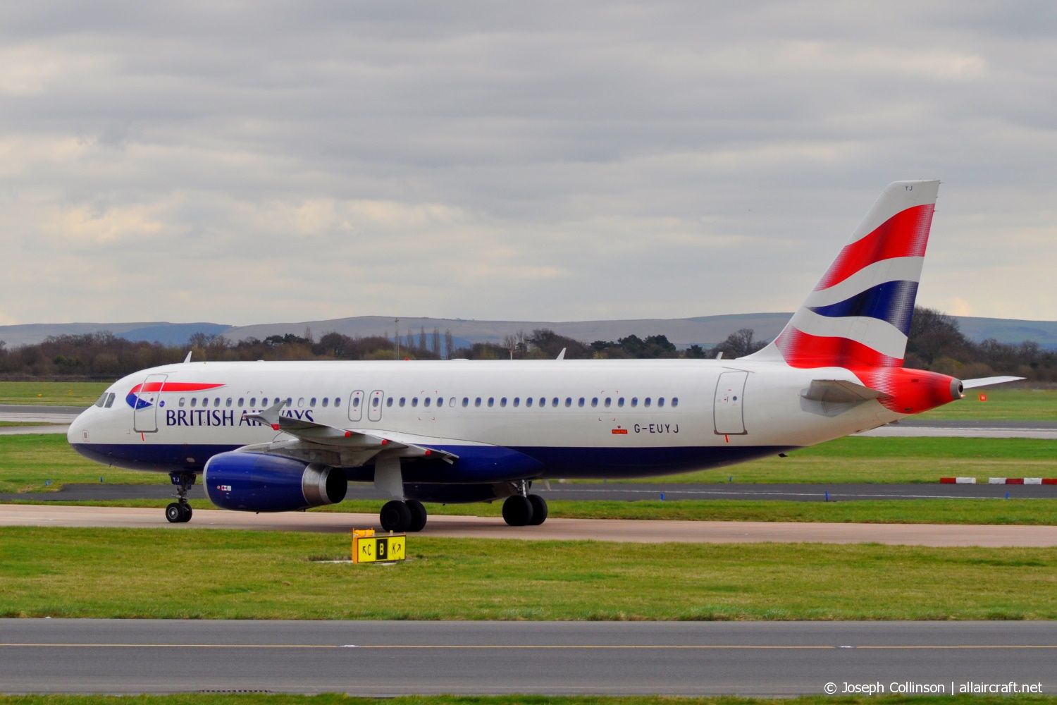 G-EUYJ (4464) 2010 Airbus A320-232