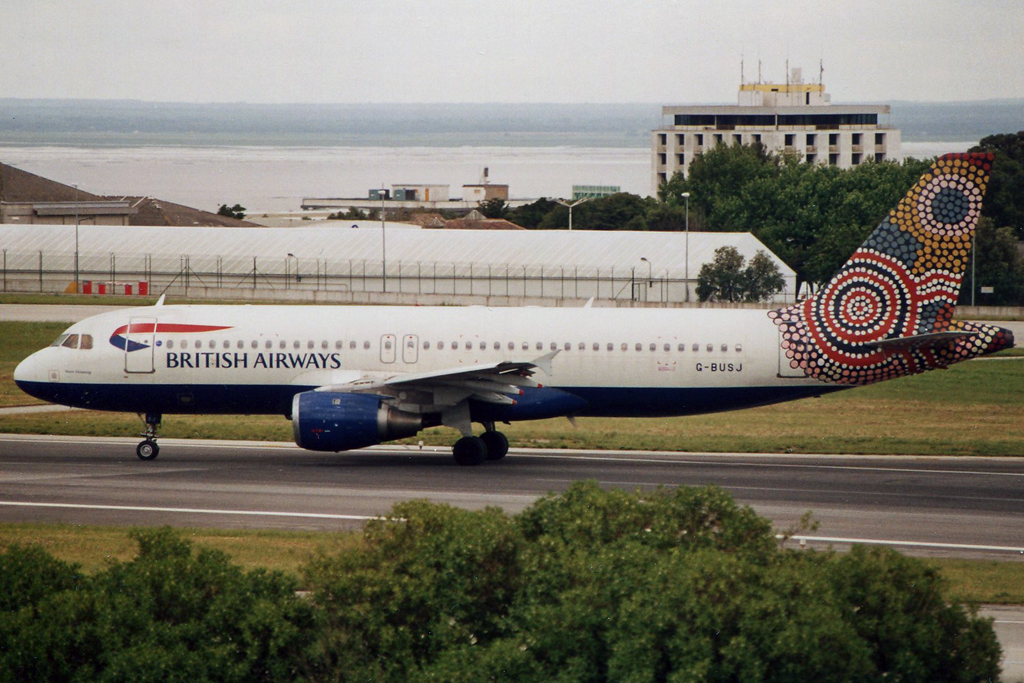 G-BUSJ (109) 1990 Airbus A320-211
