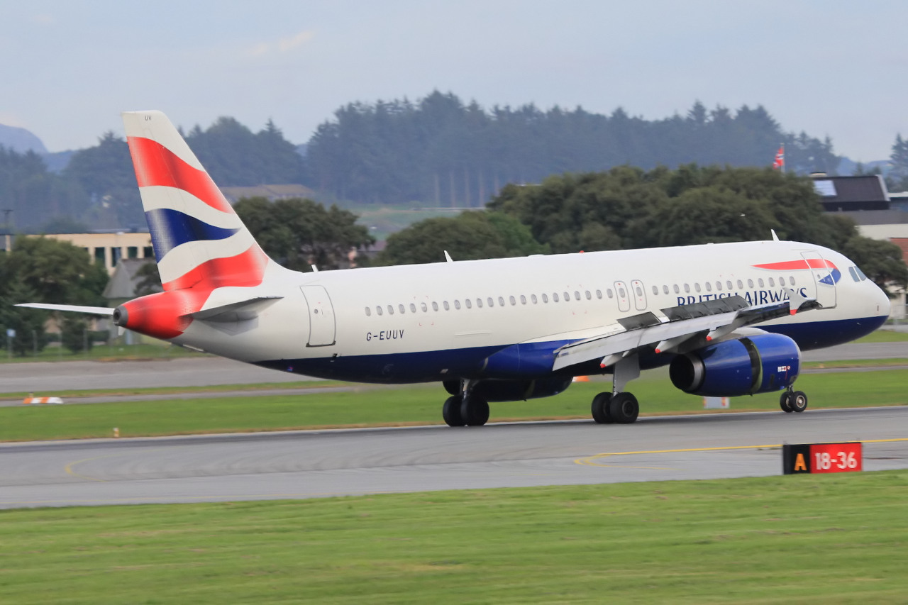 G-EUUV (3468) 2008 Airbus A320-232