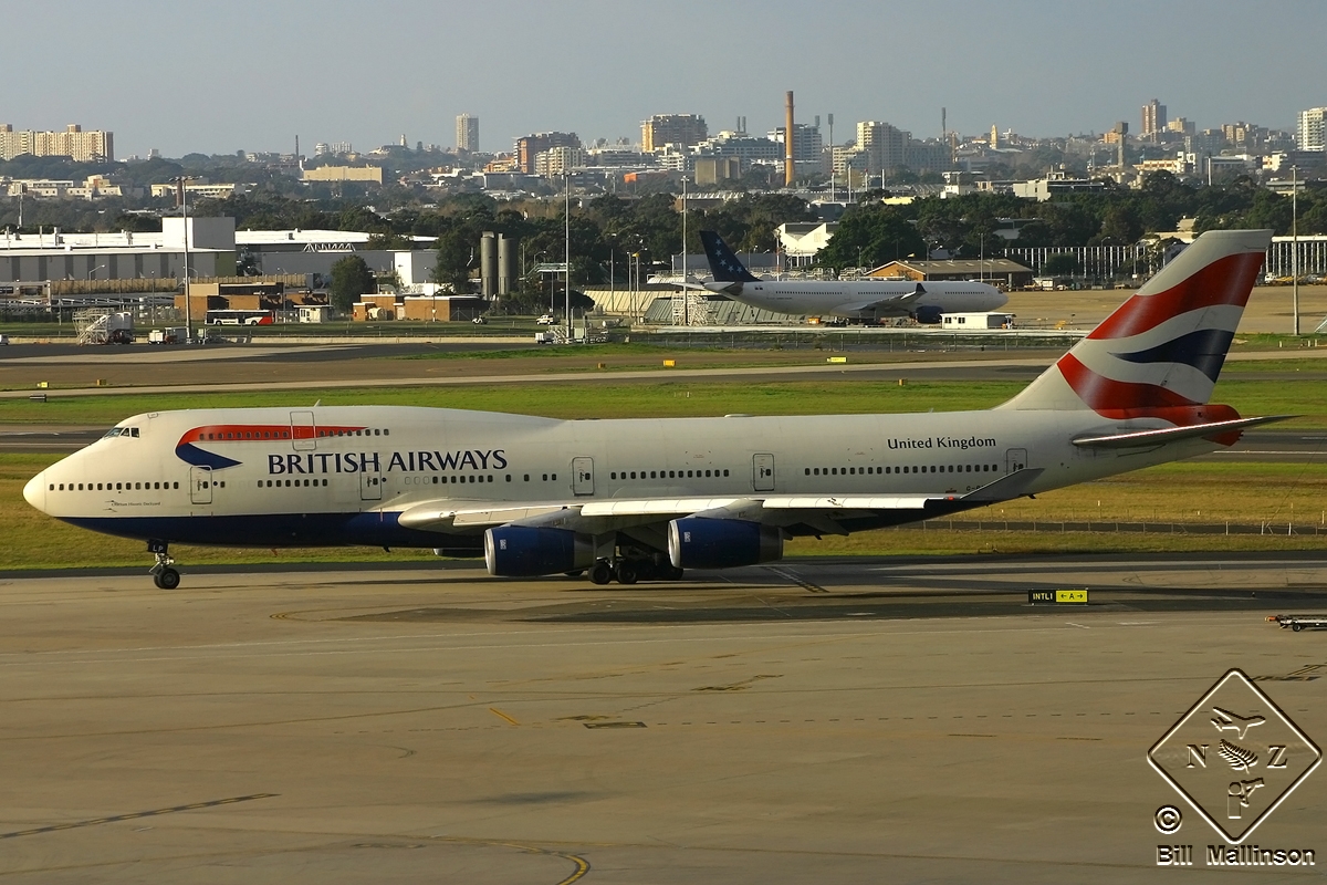 G-BNLP (24058) 1990 Boeing 747-436