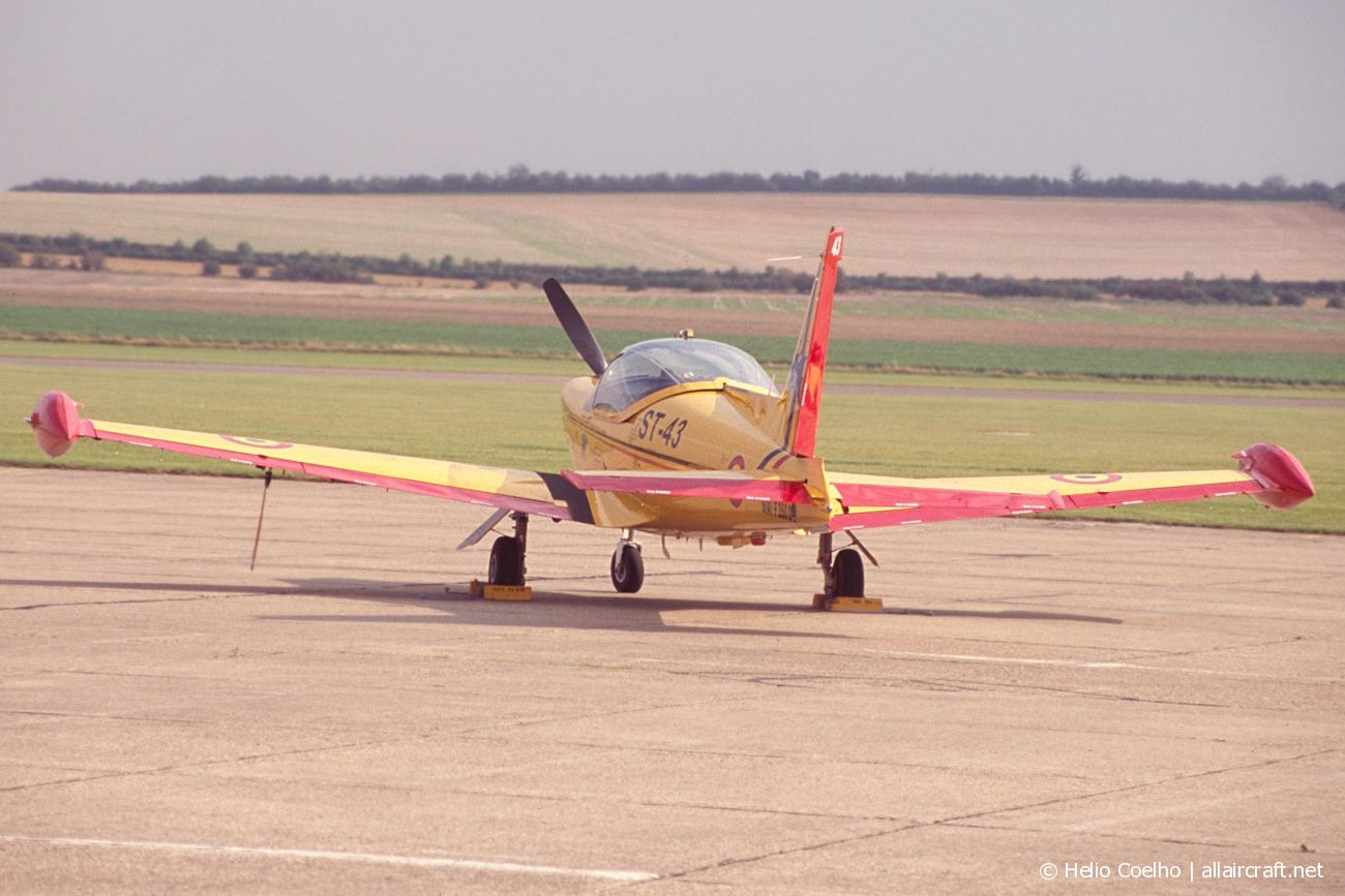 ST-43 (MSN 843) 1992 SIAI-Marchetti SF-260D
