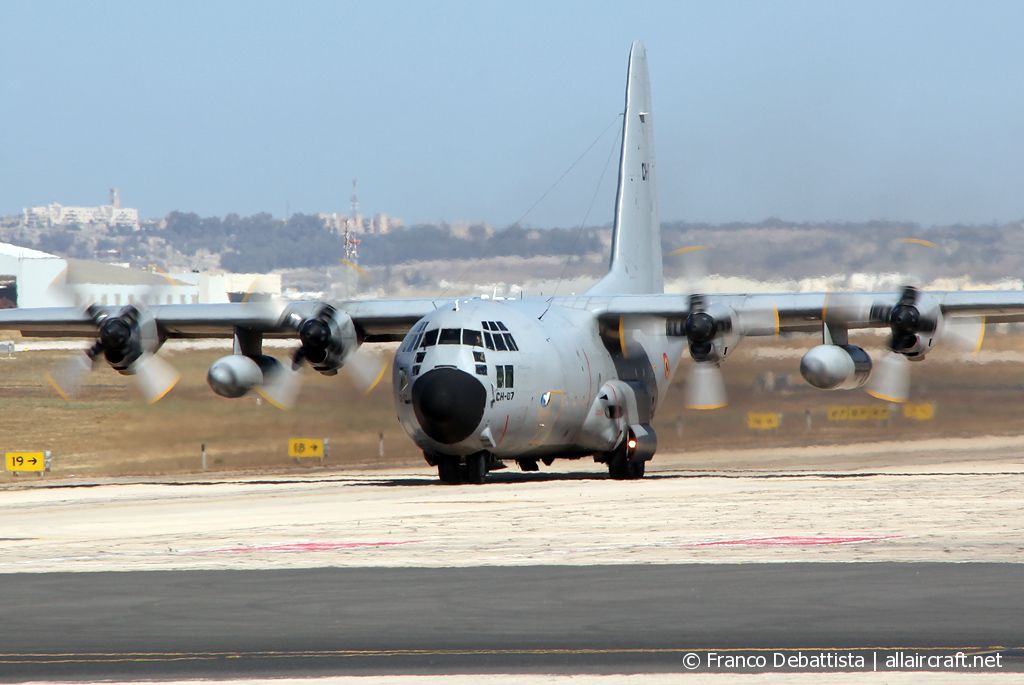 CH-07 (382-4476) 1971 Lockheed C-130H Hercules