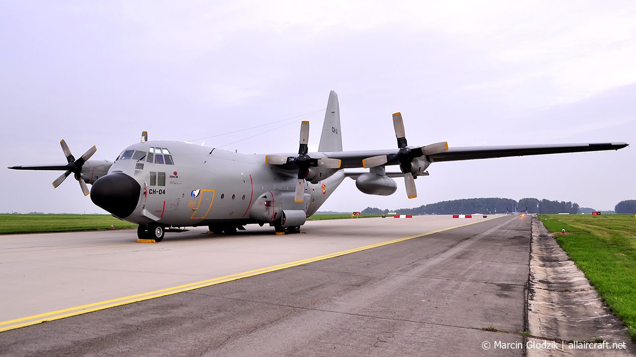 CH-04 (382-4467) 1972 Lockheed C-130H Hercules