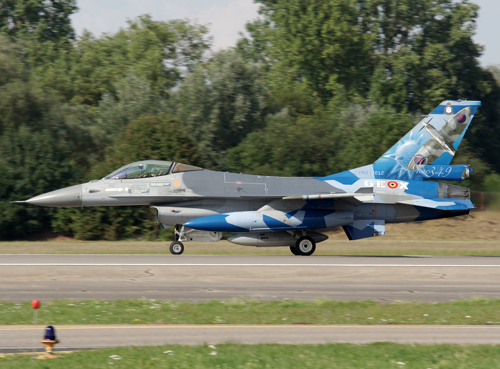 FA-110 (6H-110) 1987 SABCA F-16AM Fighting Falcon