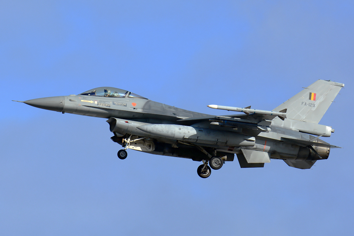FA-129 (6H-129) 1990 SABCA F-16AM Fighting Falcon