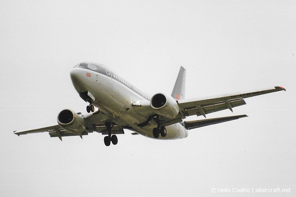 G-OBMZ (cn 24754) Boeing 737-53A