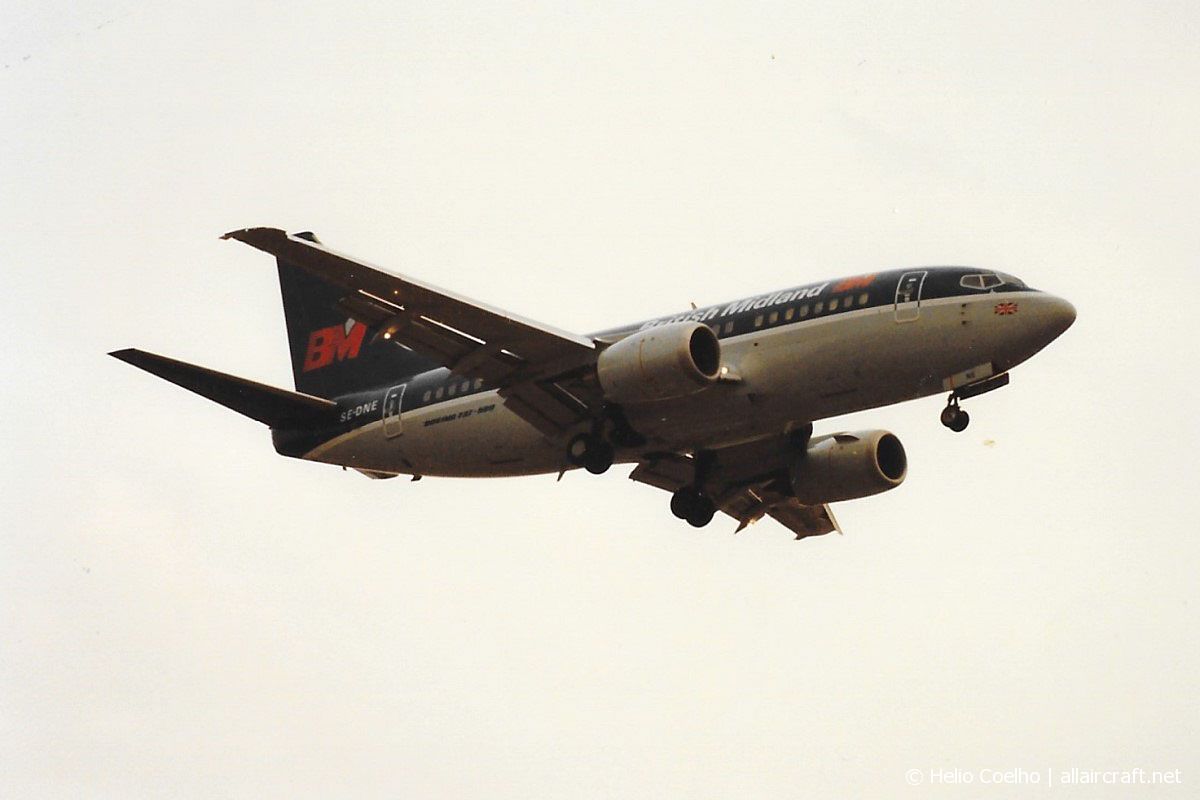 SE-DNE · Boeing 737-59D · (LHR / EGLL)