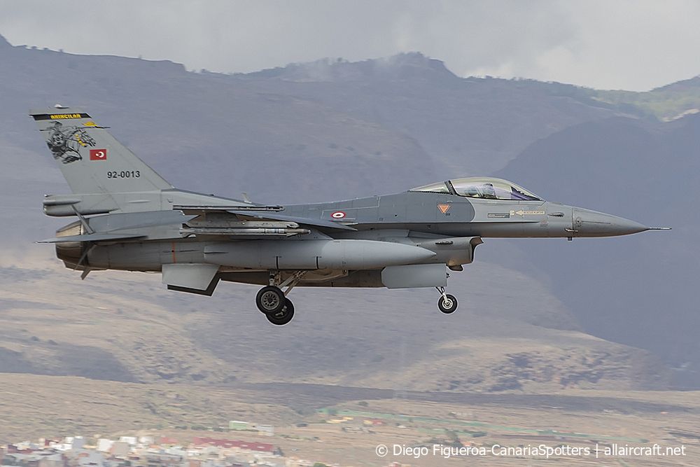 92-0013 (4R-114) 1992 General Dynamics F-16C