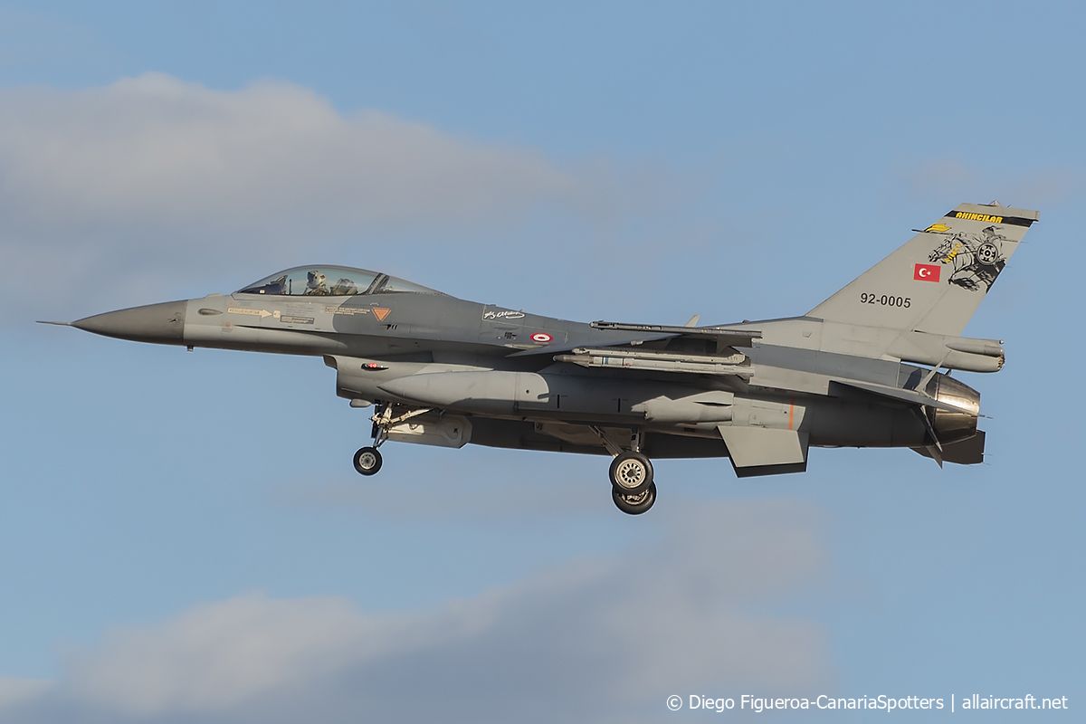 92-0005 (4R-106) 1992 General Dynamics F-16C