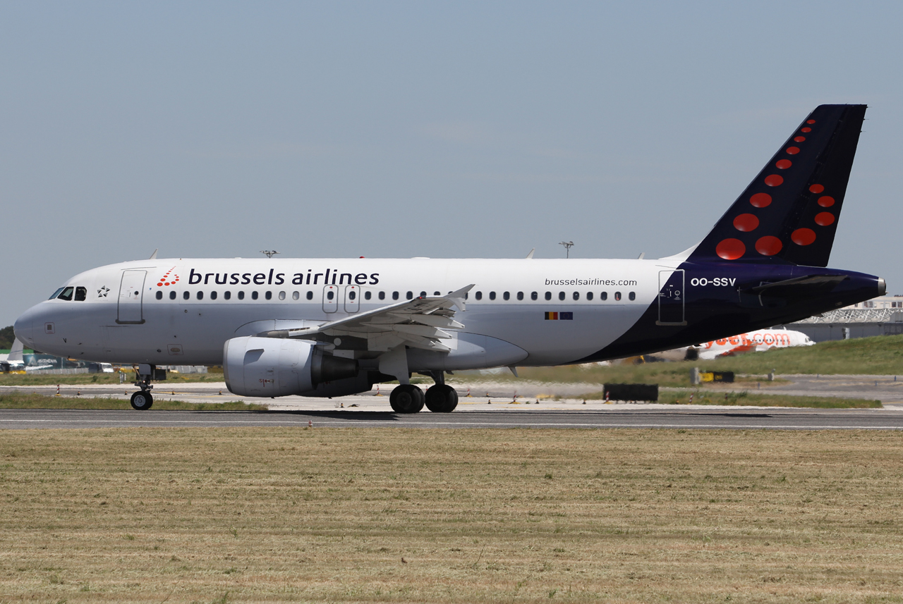 OO-SSV (cn 2196) Airbus A319-111