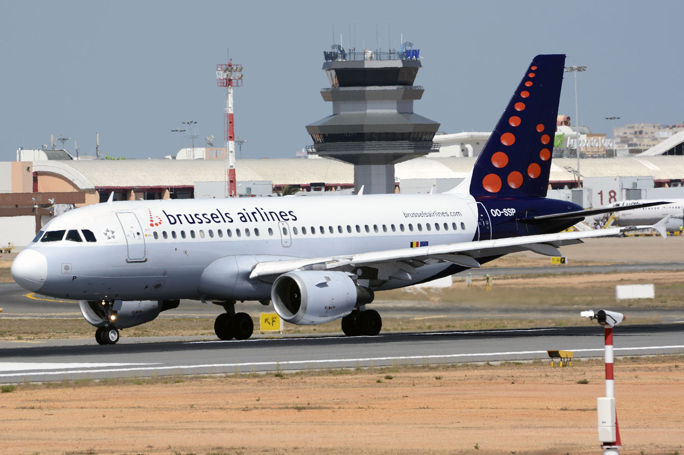 OO-SSP (cn 644) Airbus A319-113