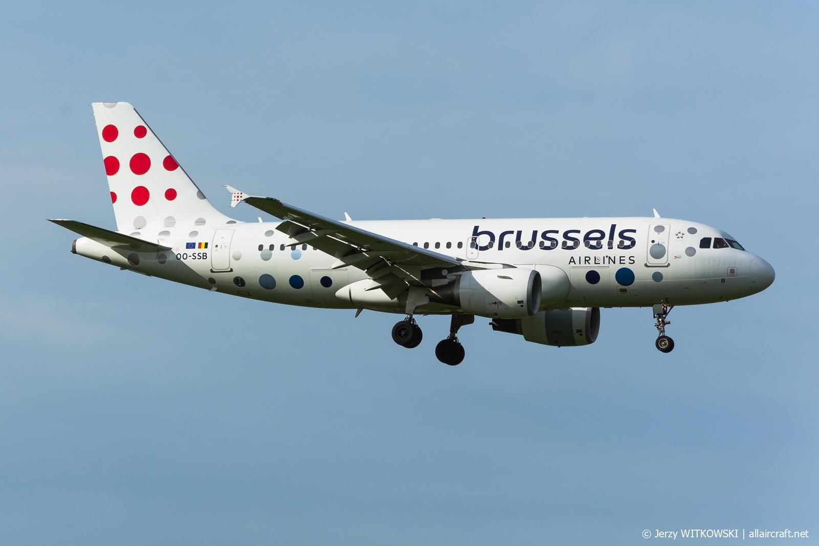 OO-SSB (2400) 2005 Airbus A319-111