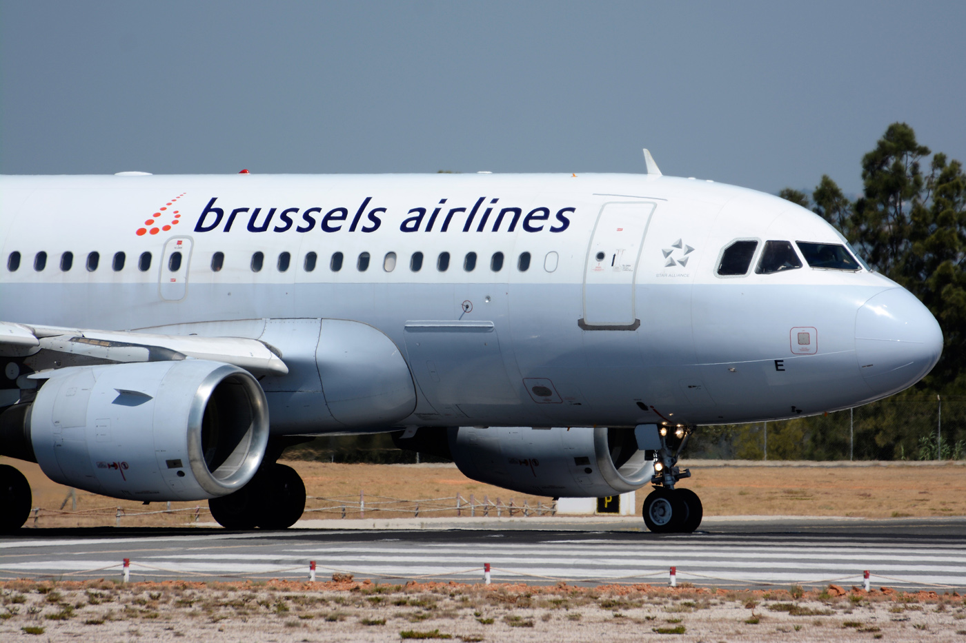 OO-SSE (2700) 2006 Airbus A319-111