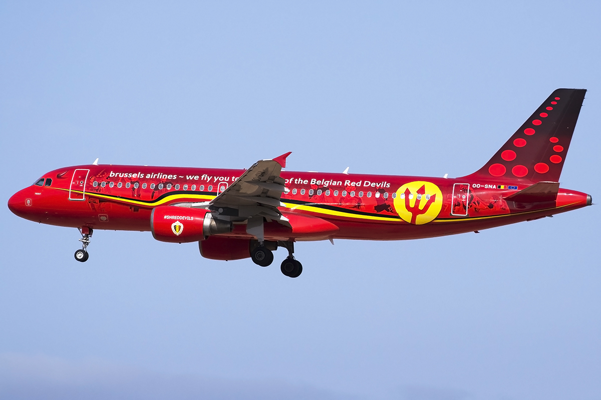 OO-SNA (cn 1441) Airbus A320-214