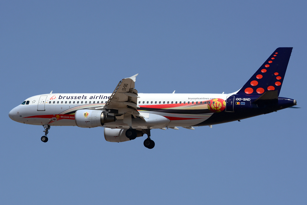 OO-SND (1838) 2002 Airbus A320-214