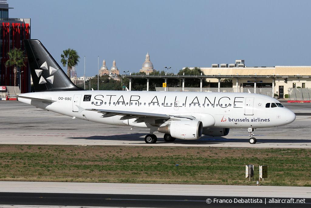 OO-SSC (1086) 1999 Airbus A319-112