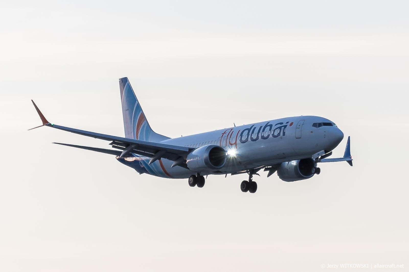 A6-FMH (60979) 2018 Boeing 737-8 MAX